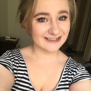 Meet your Posher, Victoria